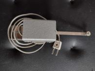 Starožitná učebná pomôcka-elektromagnet